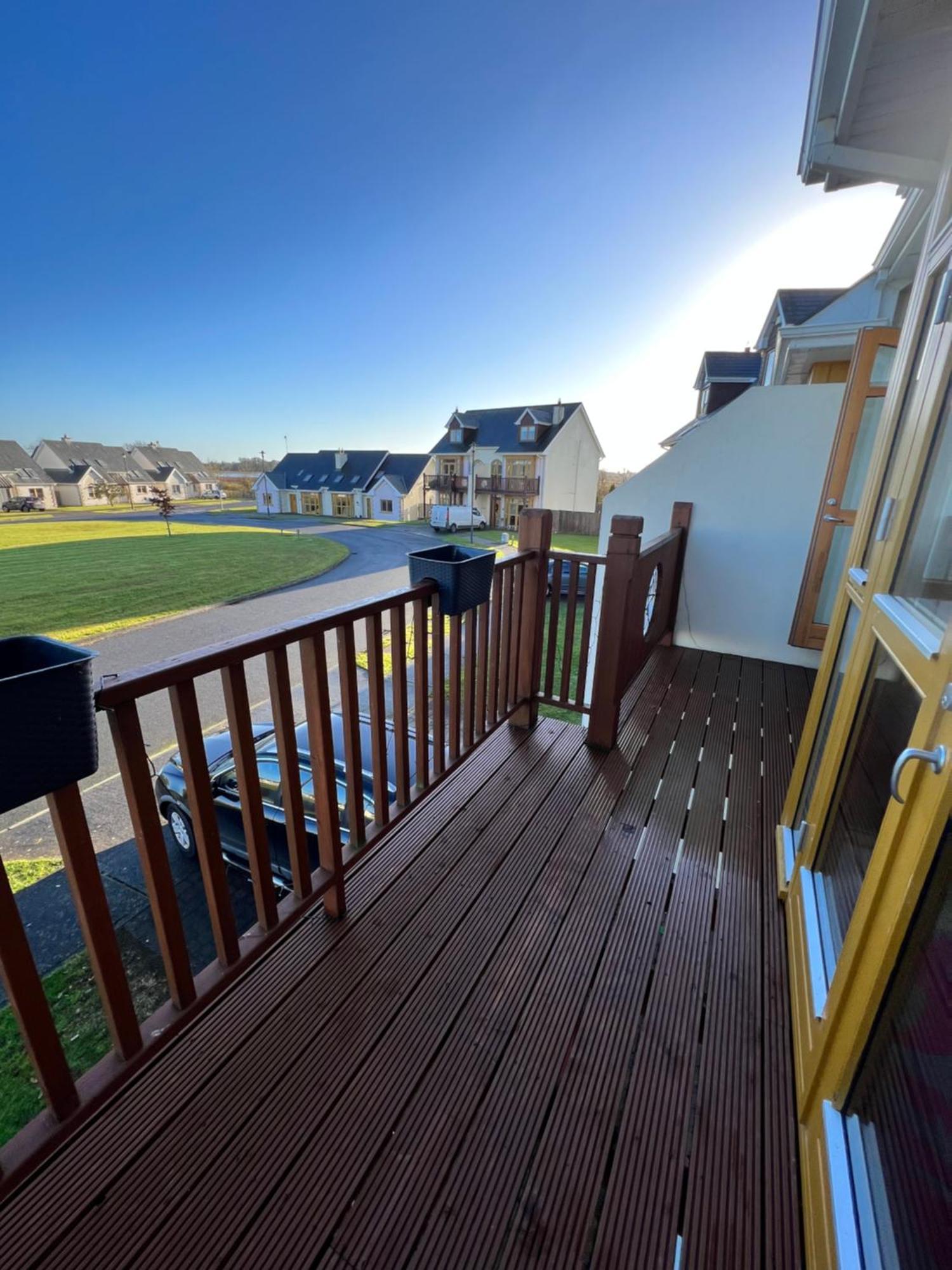 Shannonside - Stylish 5 Bed Marina Home & 40Ft Mooring Termonbarry Bagian luar foto