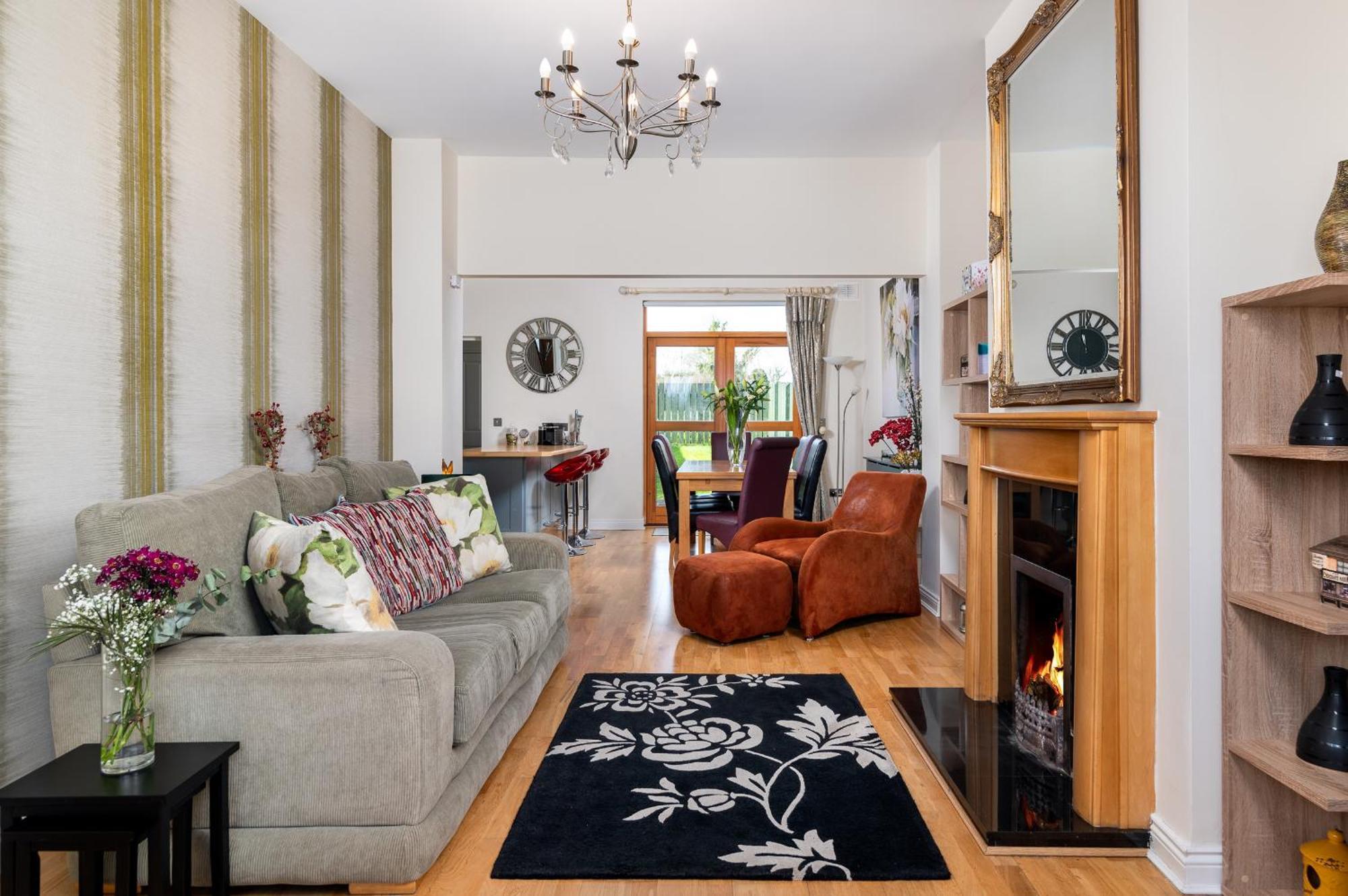 Shannonside - Stylish 5 Bed Marina Home & 40Ft Mooring Termonbarry Bagian luar foto