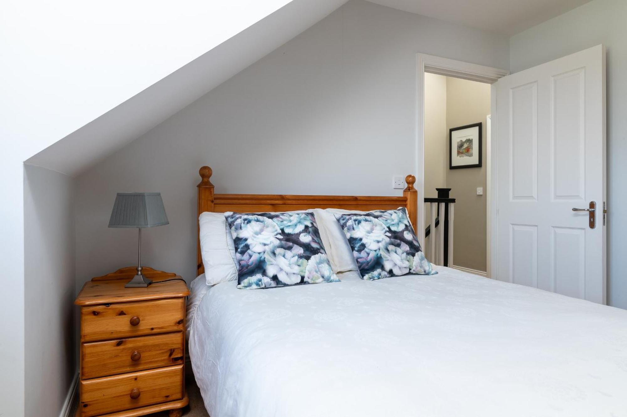 Shannonside - Stylish 5 Bed Marina Home & 40Ft Mooring Termonbarry Bagian luar foto